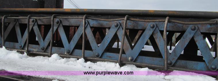 image for item G2573 2001 Delmag D12-42 pile driver and flatbed trailer