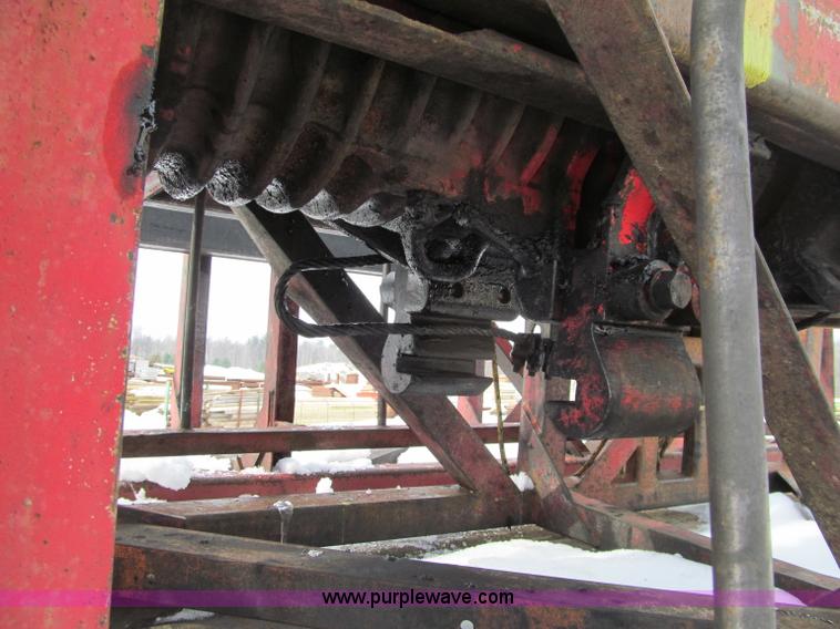 image for item G2574 1988 Delmag D16-32 diesel pile driver and trailer