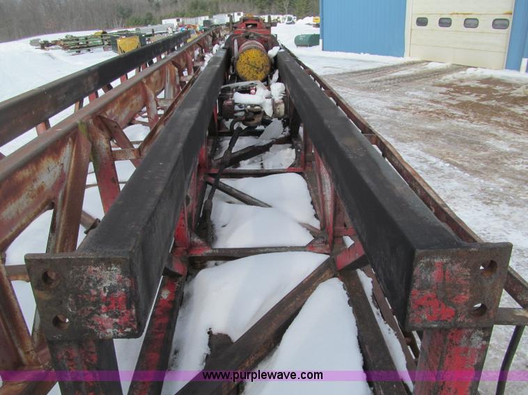 image for item G2574 1988 Delmag D16-32 diesel pile driver and trailer