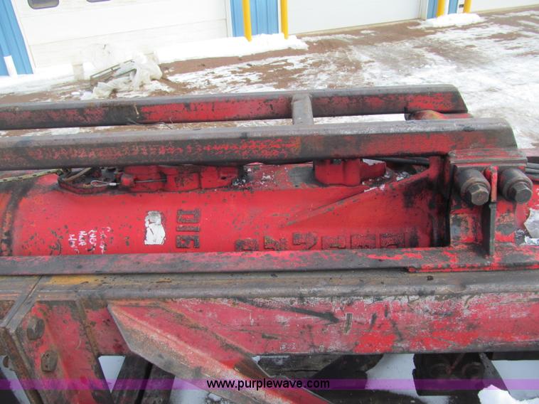 image for item G2574 1988 Delmag D16-32 diesel pile driver and trailer