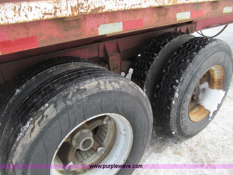 image for item G2574 1988 Delmag D16-32 diesel pile driver and trailer