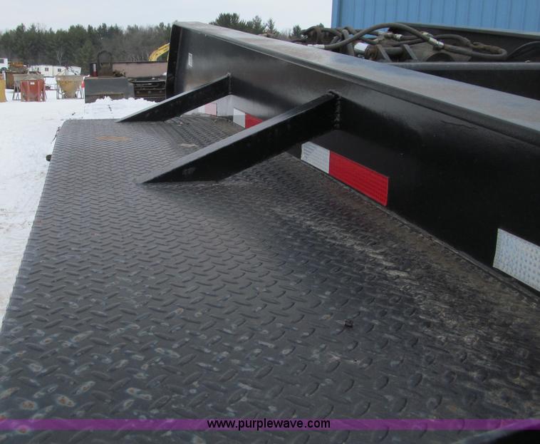 image for item G2575 1996 Etnyre triple axle lowboy trailer