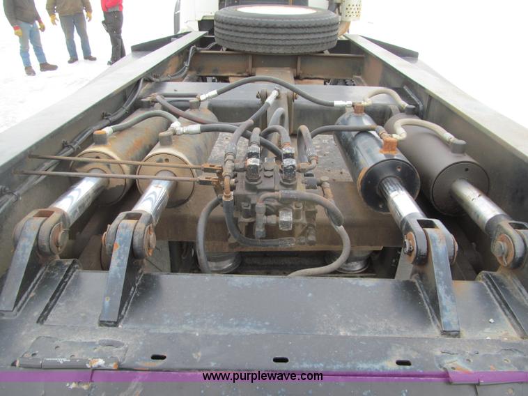 image for item G2575 1996 Etnyre triple axle lowboy trailer