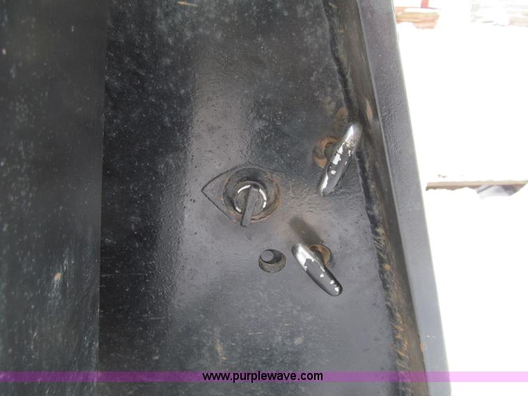 image for item G2575 1996 Etnyre triple axle lowboy trailer