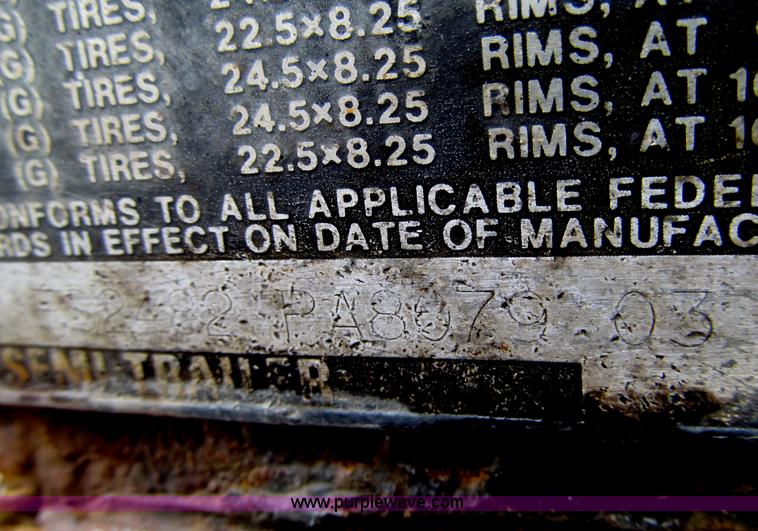 image for item G2576 1993 Utility flatbed trailer