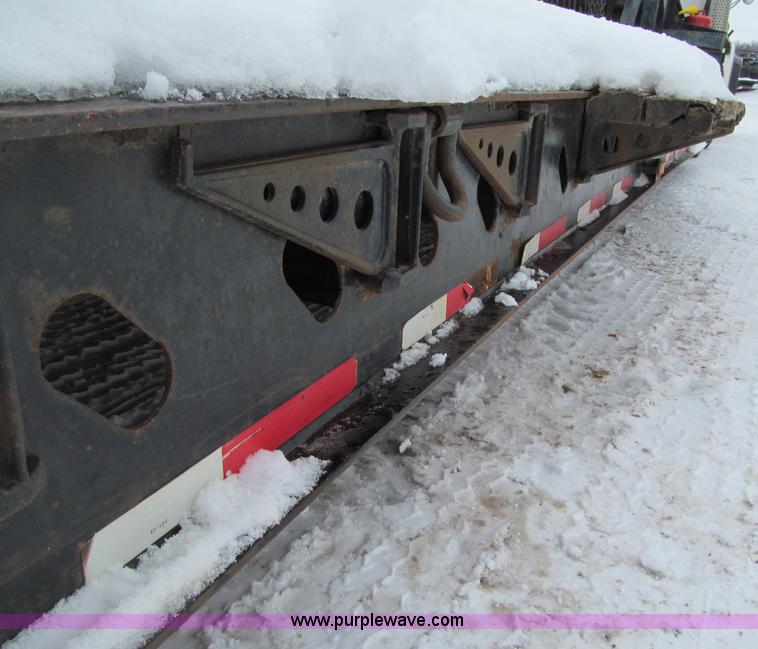 image for item G2577 2001 X-L 80HDG tandem axle lowboy trailer