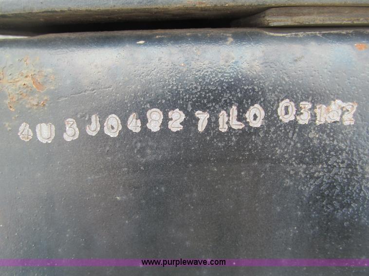 image for item G2577 2001 X-L 80HDG tandem axle lowboy trailer