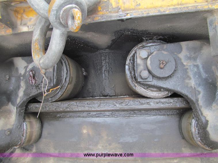 image for item G2578 1981 American 5299A crawler crane