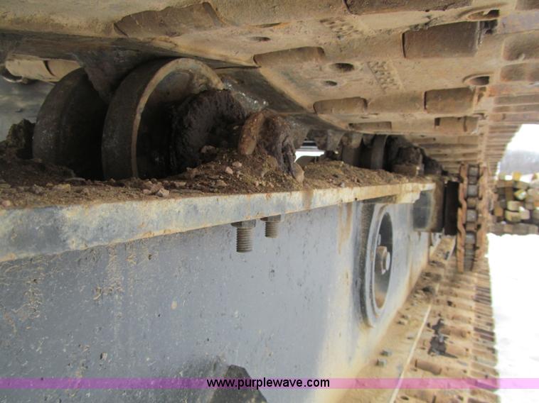 image for item G2578 1981 American 5299A crawler crane