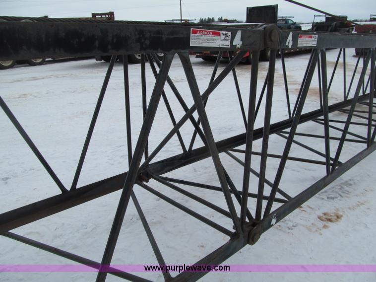 image for item G2578 1981 American 5299A crawler crane