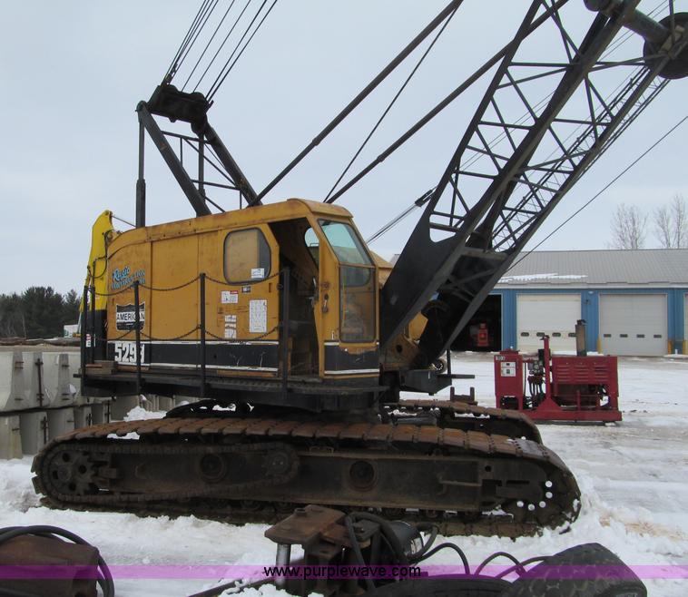 image for item G2579 1966 American 5299 crawler crane