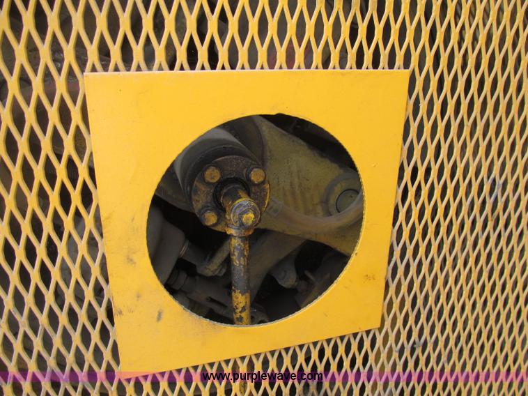 image for item G2579 1966 American 5299 crawler crane