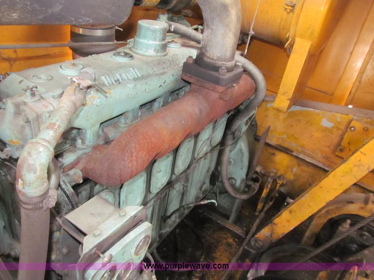 image for item G2579 1966 American 5299 crawler crane