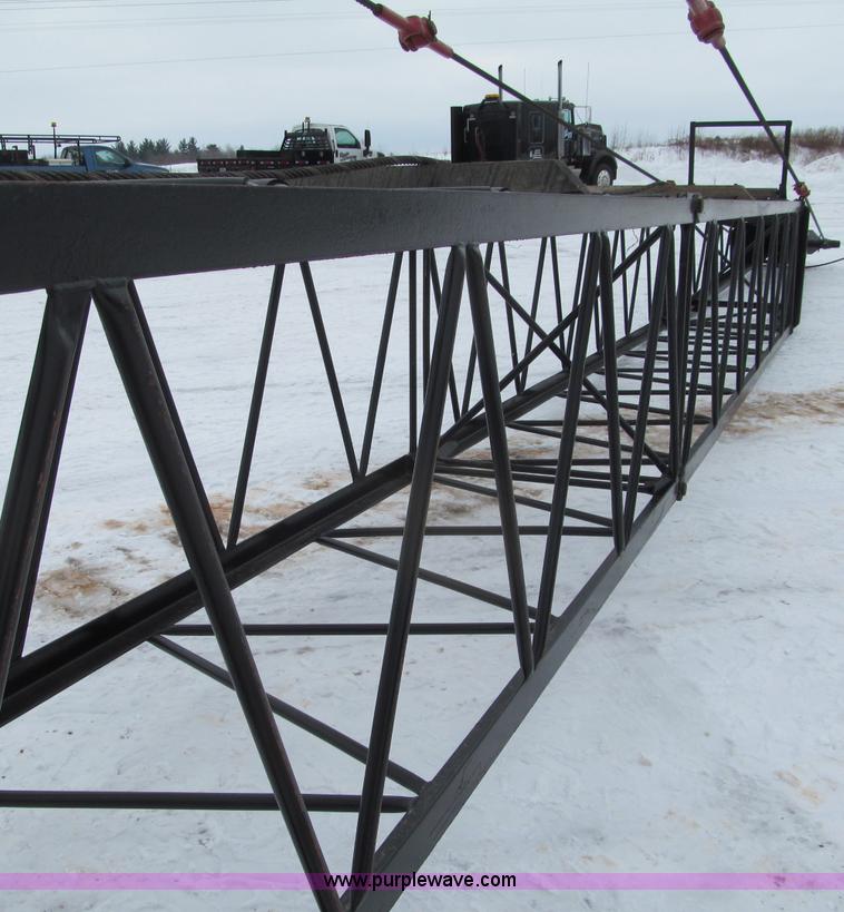 image for item G2579 1966 American 5299 crawler crane