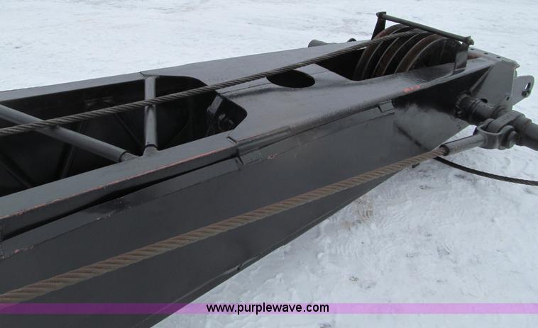 image for item G2579 1966 American 5299 crawler crane