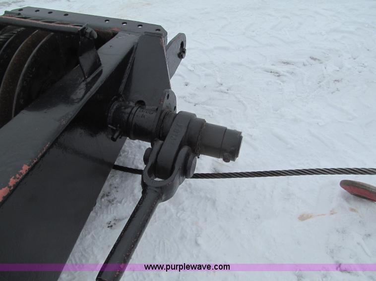 image for item G2579 1966 American 5299 crawler crane