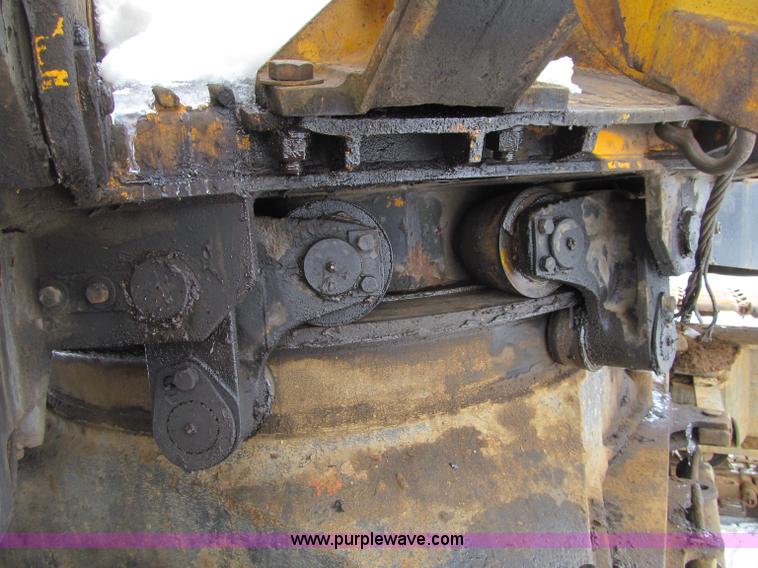 image for item G2580 1979 American 5299A crawler crane
