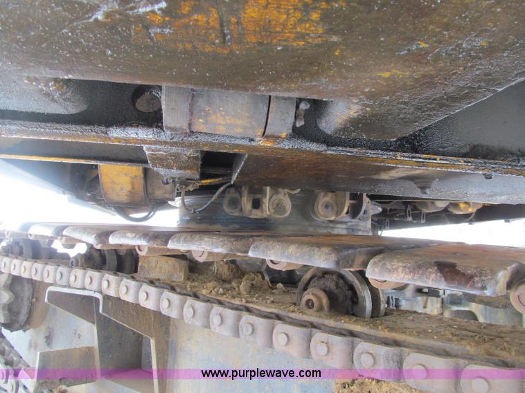 image for item G2580 1979 American 5299A crawler crane