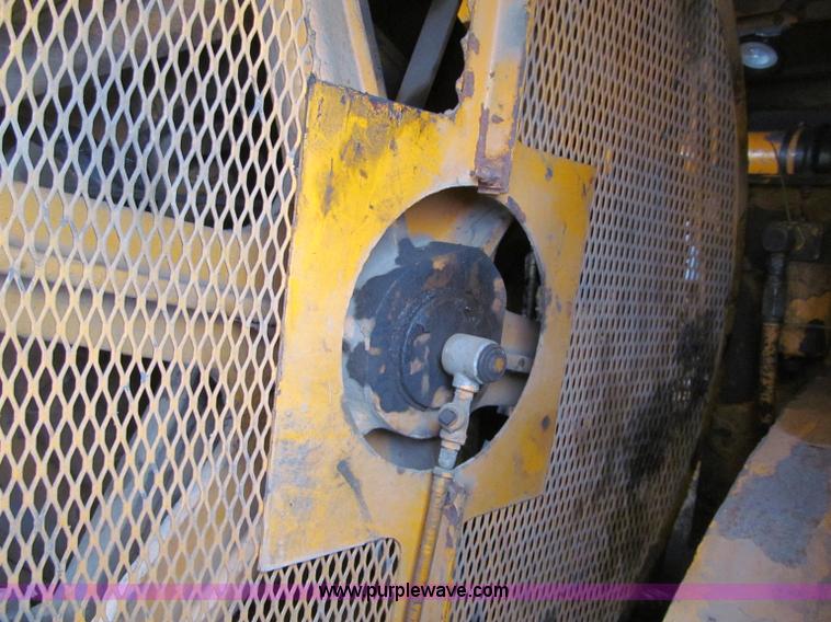 image for item G2580 1979 American 5299A crawler crane