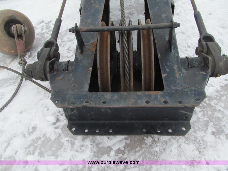 image for item G2580 1979 American 5299A crawler crane