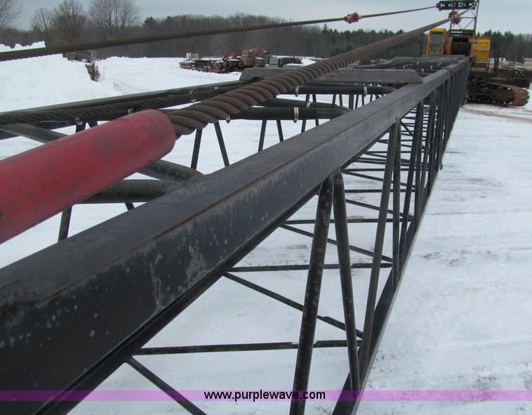 image for item G2580 1979 American 5299A crawler crane