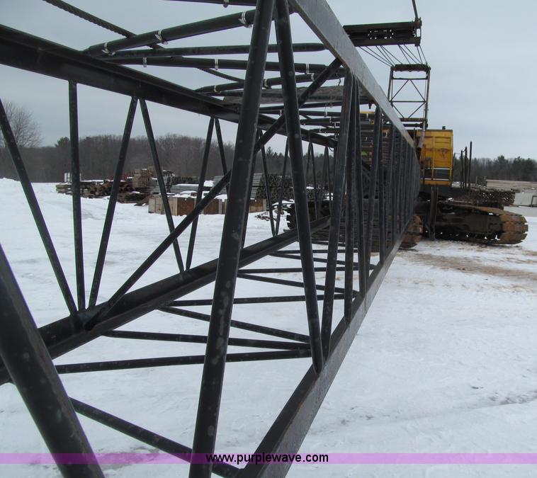 image for item G2580 1979 American 5299A crawler crane