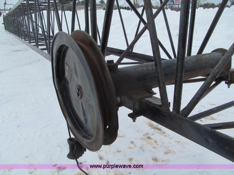 image for item G2580 1979 American 5299A crawler crane