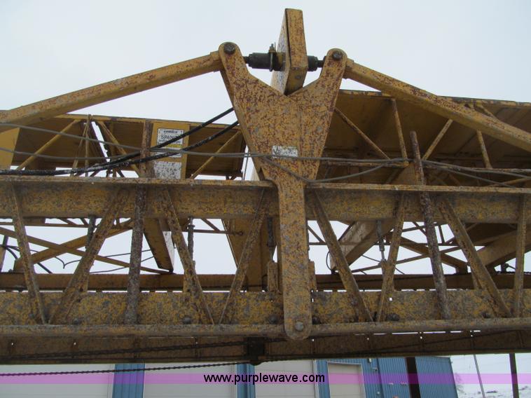 image for item G2582 Gomaco C450 bridge deck finisher and trailer