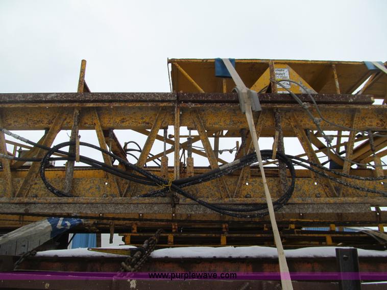 image for item G2582 Gomaco C450 bridge deck finisher and trailer