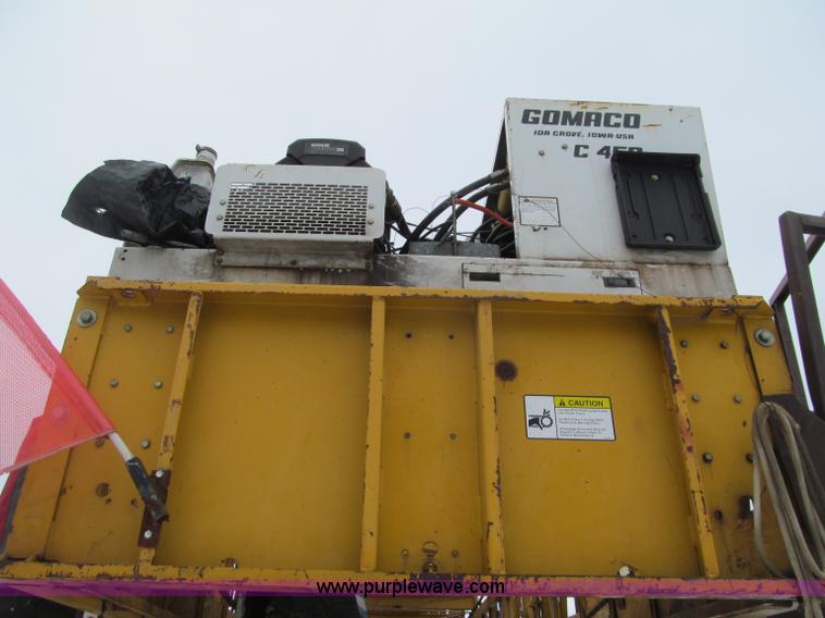 image for item G2582 Gomaco C450 bridge deck finisher and trailer