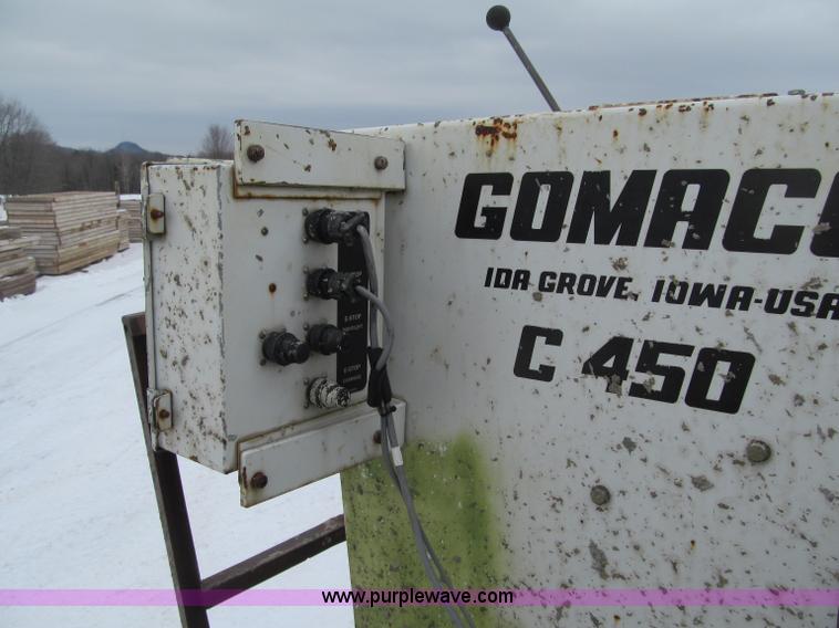 image for item G2582 Gomaco C450 bridge deck finisher and trailer