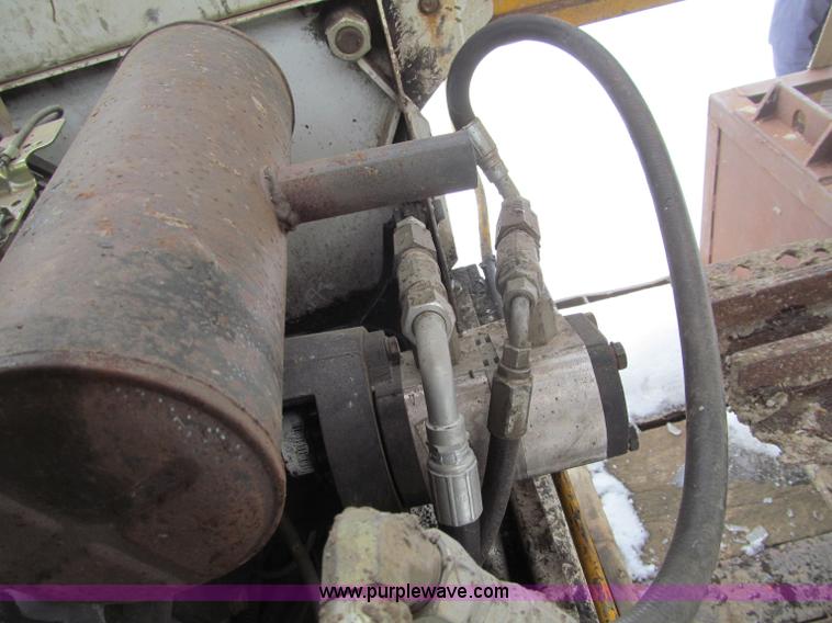 image for item G2582 Gomaco C450 bridge deck finisher and trailer