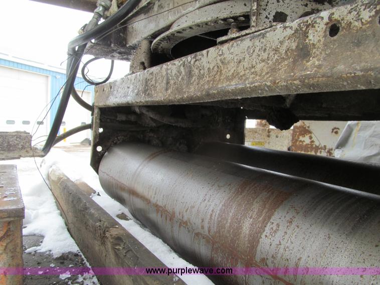 image for item G2582 Gomaco C450 bridge deck finisher and trailer