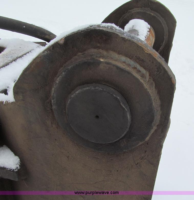 image for item G2593 Atlas Copco MB1700 hydraulic hammer