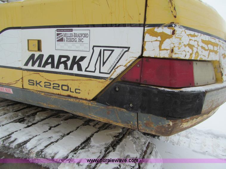 image for item G2596 1996 Kobelco SK220LC  Mark IV excavator