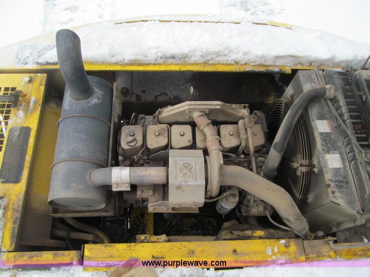 image for item G2596 1996 Kobelco SK220LC  Mark IV excavator