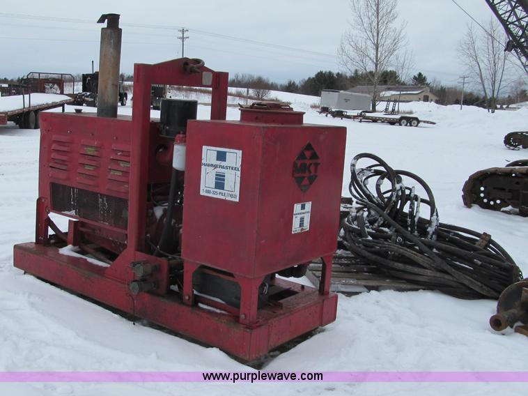 image for item G2603 1988 MKT V-5B sheet pile driver