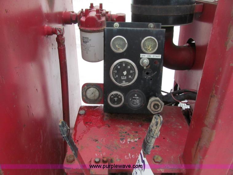 image for item G2603 1988 MKT V-5B sheet pile driver