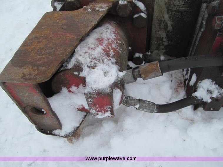 image for item G2603 1988 MKT V-5B sheet pile driver