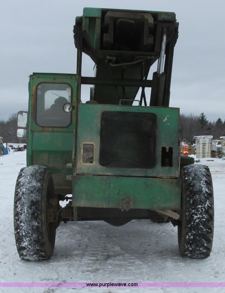 image for item G2758 Dynalift D4P60 telehandler