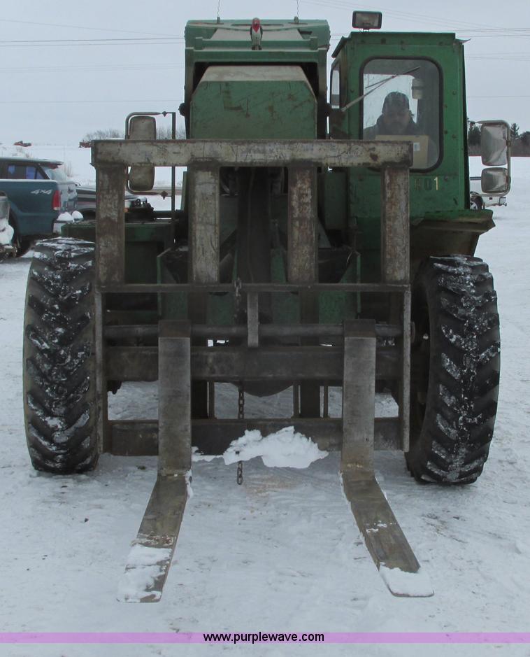image for item G2758 Dynalift D4P60 telehandler