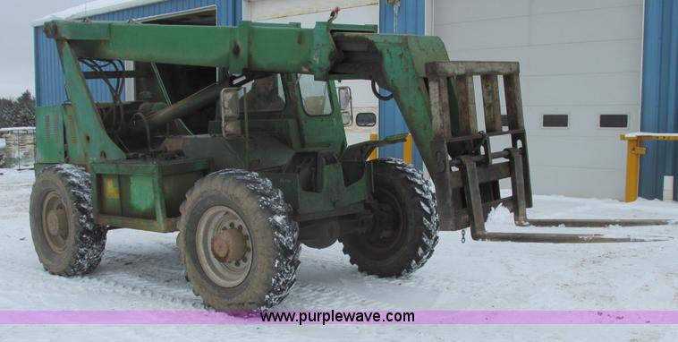 image for item G2758 Dynalift D4P60 telehandler
