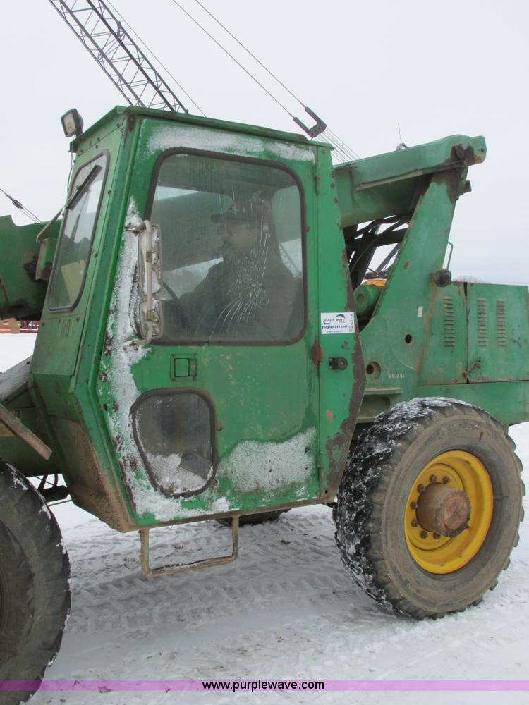 image for item G2758 Dynalift D4P60 telehandler