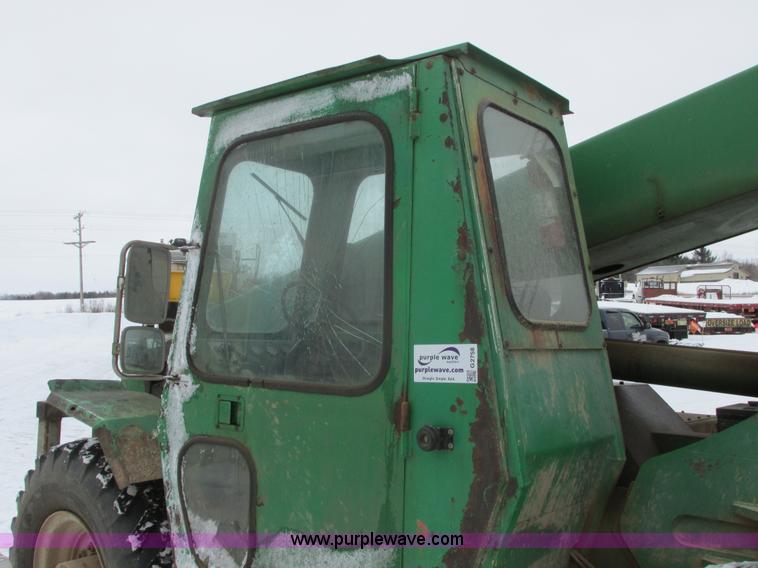 image for item G2758 Dynalift D4P60 telehandler