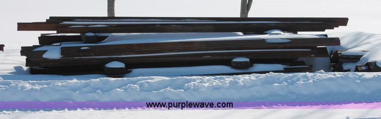 image for item G2796 Approx 257 pieces of assorted sheeting