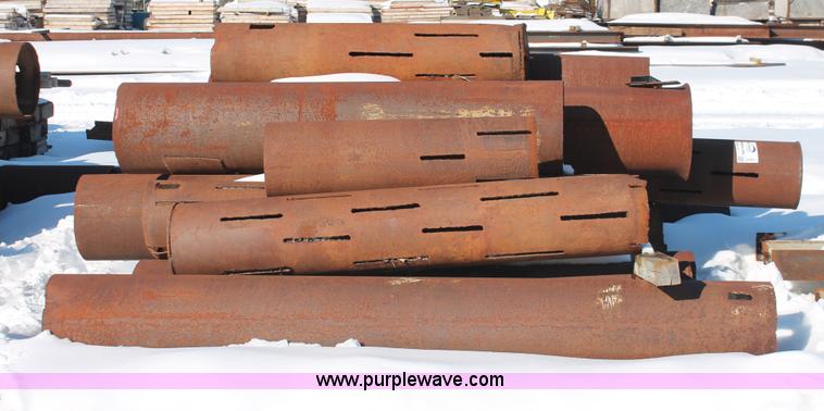 image for item G2801 (33) round metal piling ends