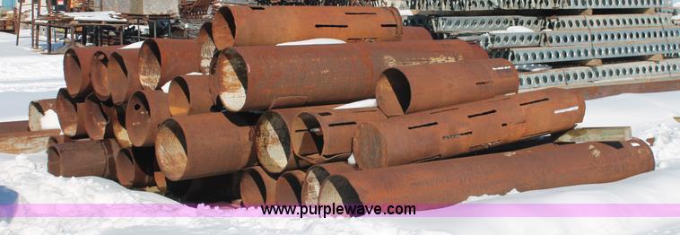 image for item G2801 (33) round metal piling ends