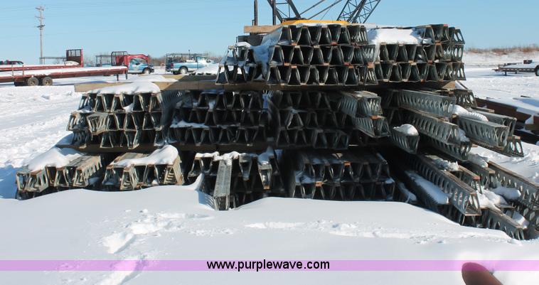 image for item G2805 (268) Efco 10' to 14' E beams