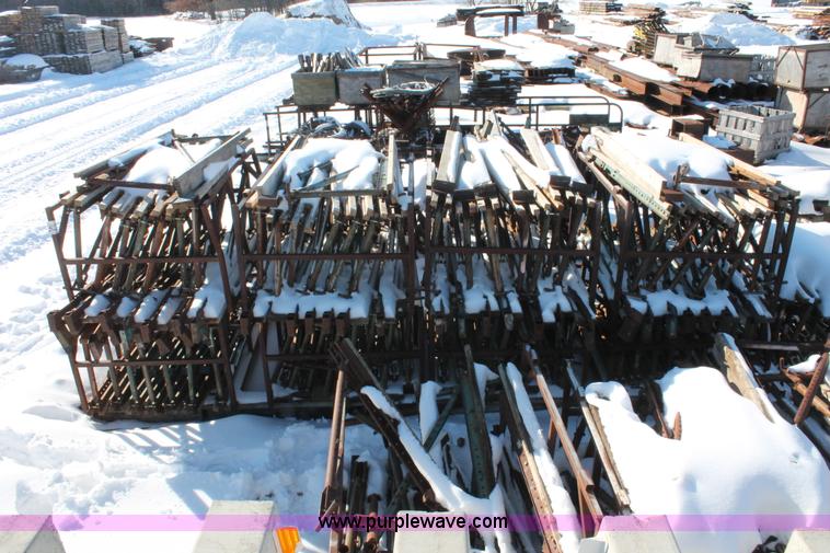 image for item G2810 C49 beam bridge overhang brackets