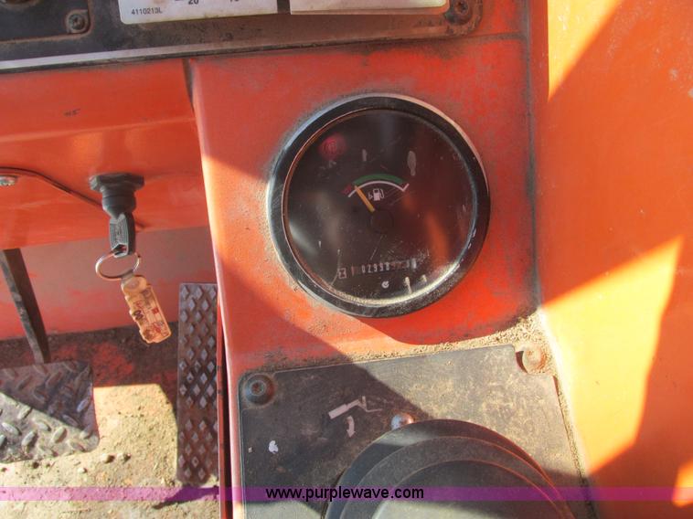 image for item G2820 2001 SkyTrac 8042 Legacy telehandler